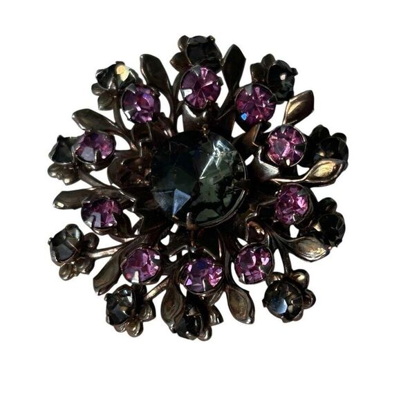 Vintage Jewelry Brooch Pin Pink Green Round Rhinestones Riveted Construction - Picture 6 of 6